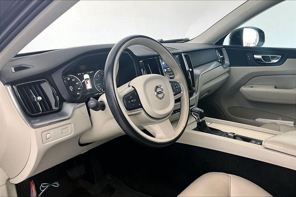 2018 Volvo XC60 T5 Momentum