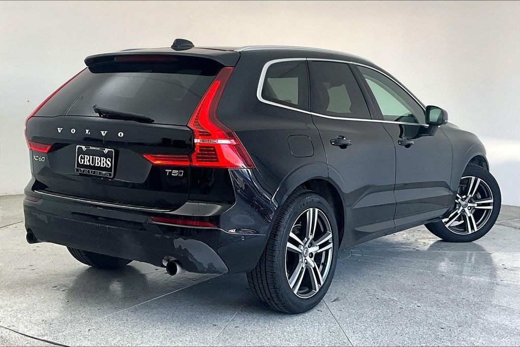 2018 Volvo XC60 T5 Momentum