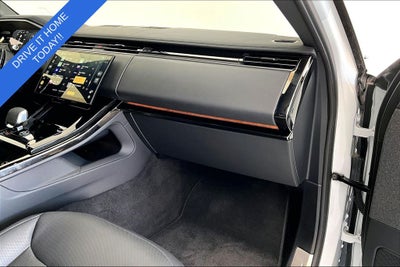 2025 Land Rover Range Rover Sport SE