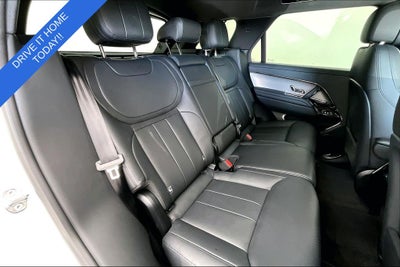 2025 Land Rover Range Rover Sport SE