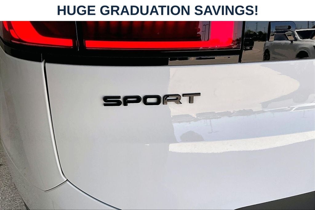 2025 Land Rover Range Rover Sport SE