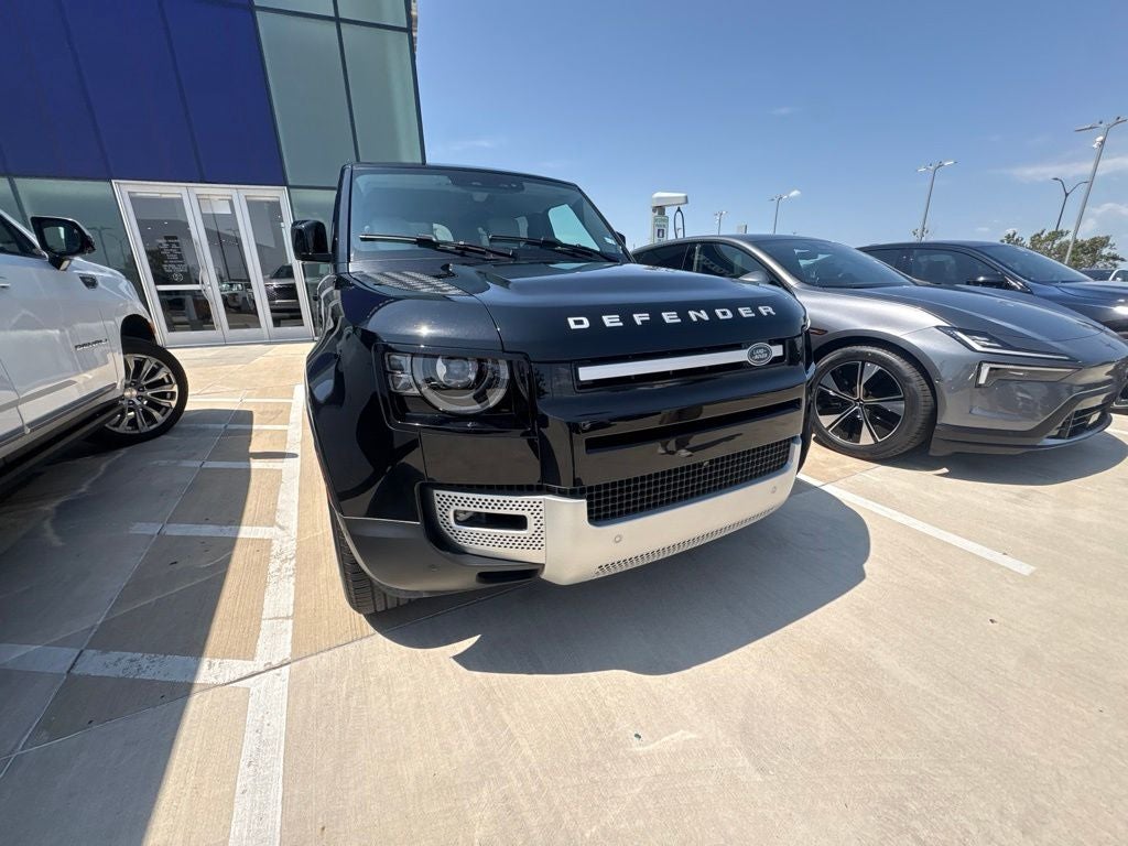 2025 Land Rover Defender 110 S