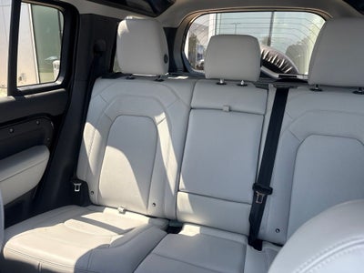 2025 Land Rover Defender 110 S