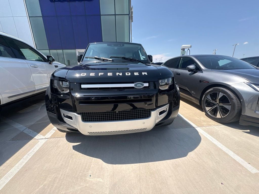 2025 Land Rover Defender 110 S