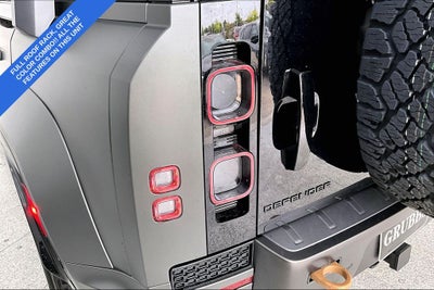 2025 Land Rover Defender 110 OCTA