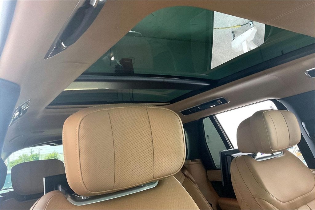 2024 Land Rover Range Rover Autobiography