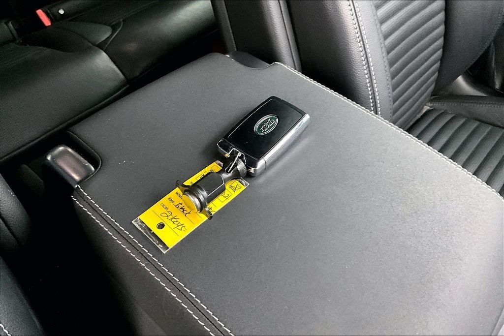 2022 Land Rover Discovery S R-Dynamic