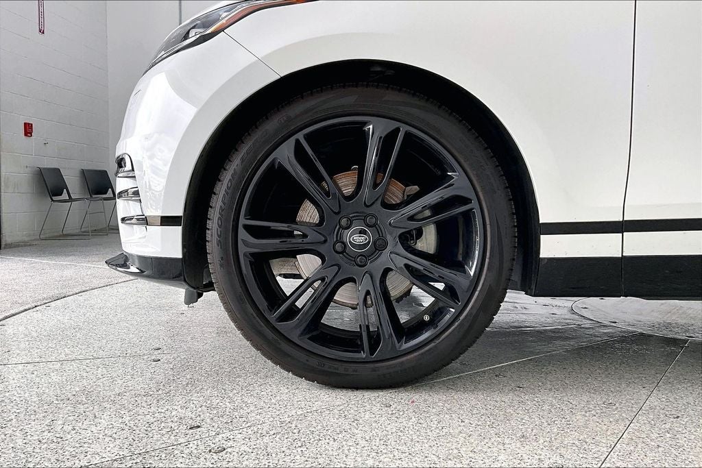 2022 Land Rover Range Rover Velar P250 R-Dynamic S