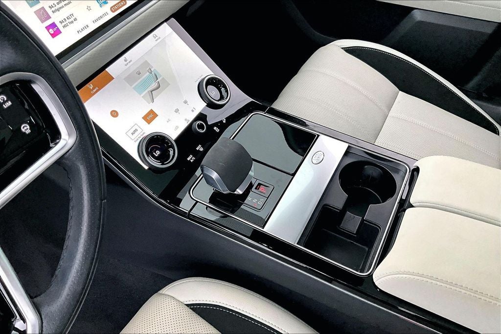 2022 Land Rover Range Rover Velar P250 R-Dynamic S