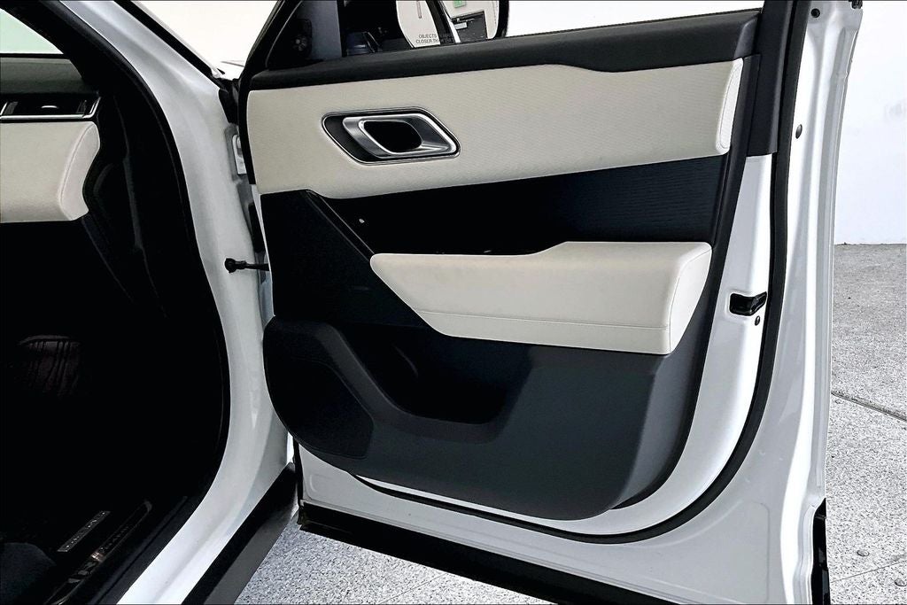 2022 Land Rover Range Rover Velar P250 R-Dynamic S