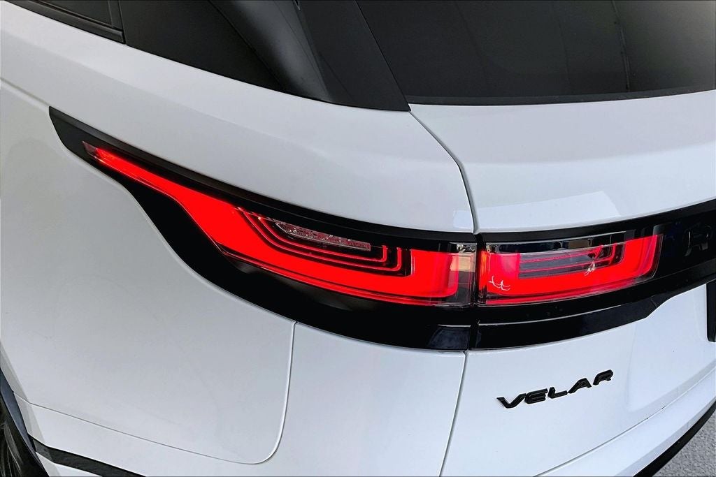 2022 Land Rover Range Rover Velar P250 R-Dynamic S