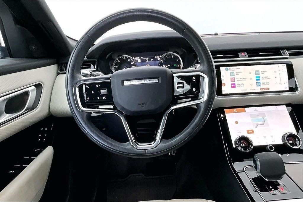 2022 Land Rover Range Rover Velar P250 R-Dynamic S