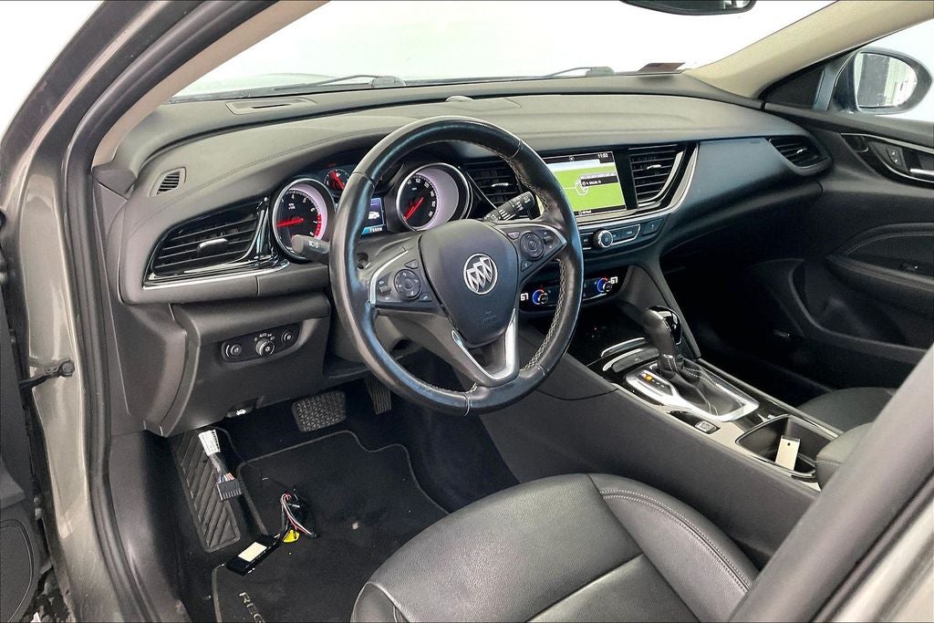 2018 Buick Regal TourX Essence