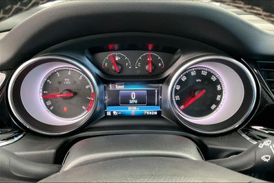 2018 Buick Regal TourX Essence