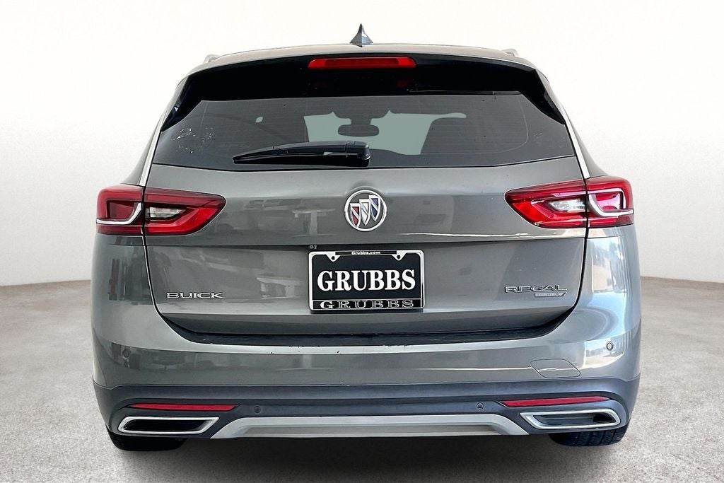 2018 Buick Regal TourX Essence