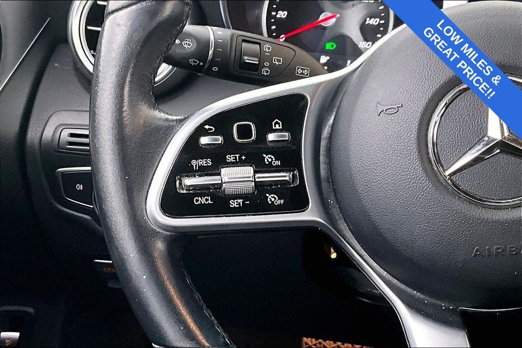 2022 Mercedes-Benz GLC GLC 300