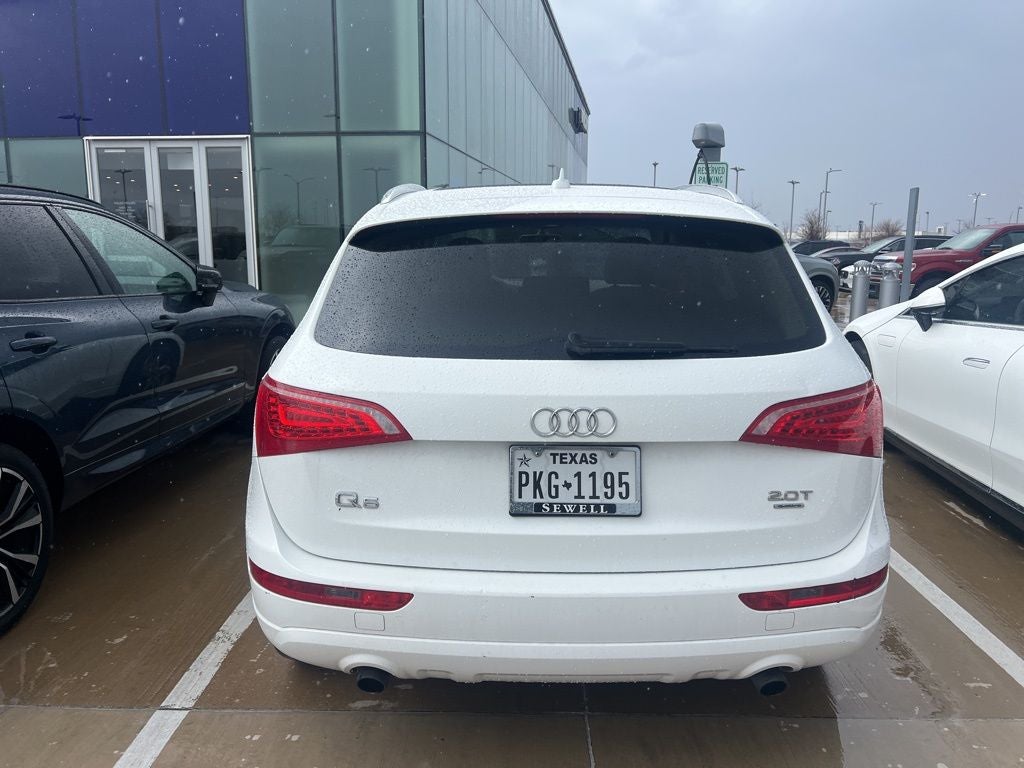2011 Audi Q5 2.0T Premium quattro