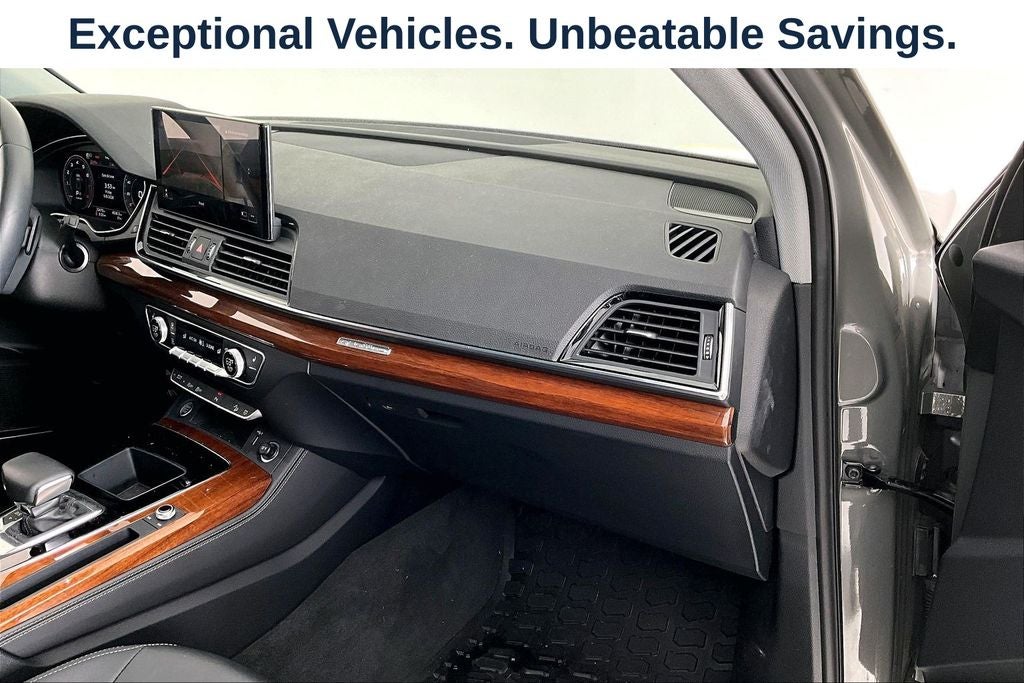 2023 Audi Q5 45 S line Premium quattro