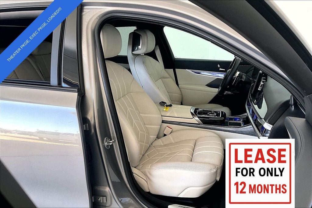 2023 BMW 7 Series 740i