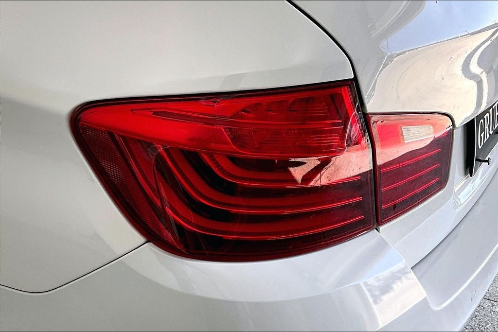 2016 BMW 5 Series 528i xDrive