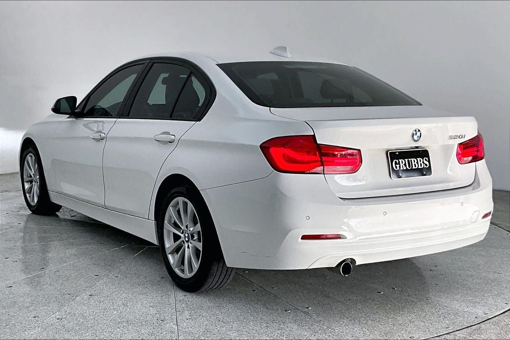 2018 BMW 3 Series 320i