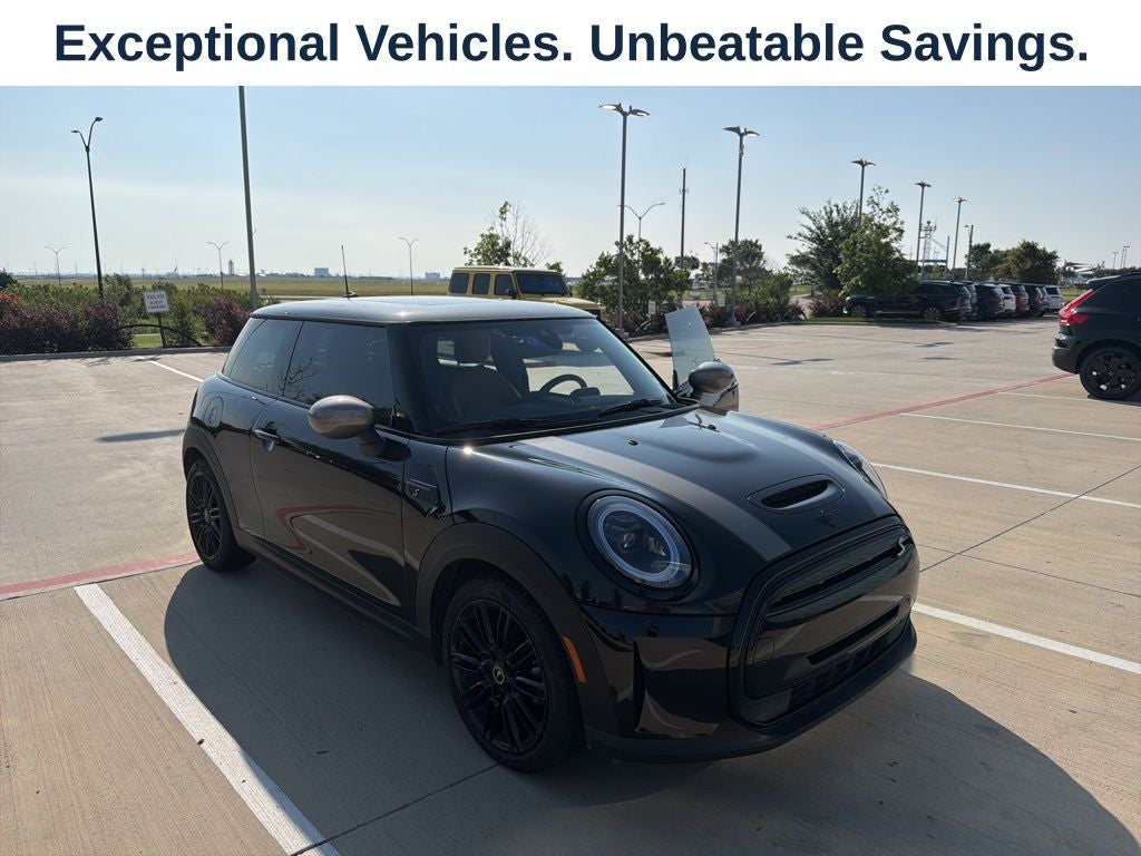 2024 MINI Cooper SE Electric Signature