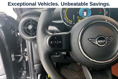 2024 MINI Cooper SE Electric Signature