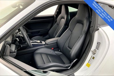 2025 Porsche 911 Carrera