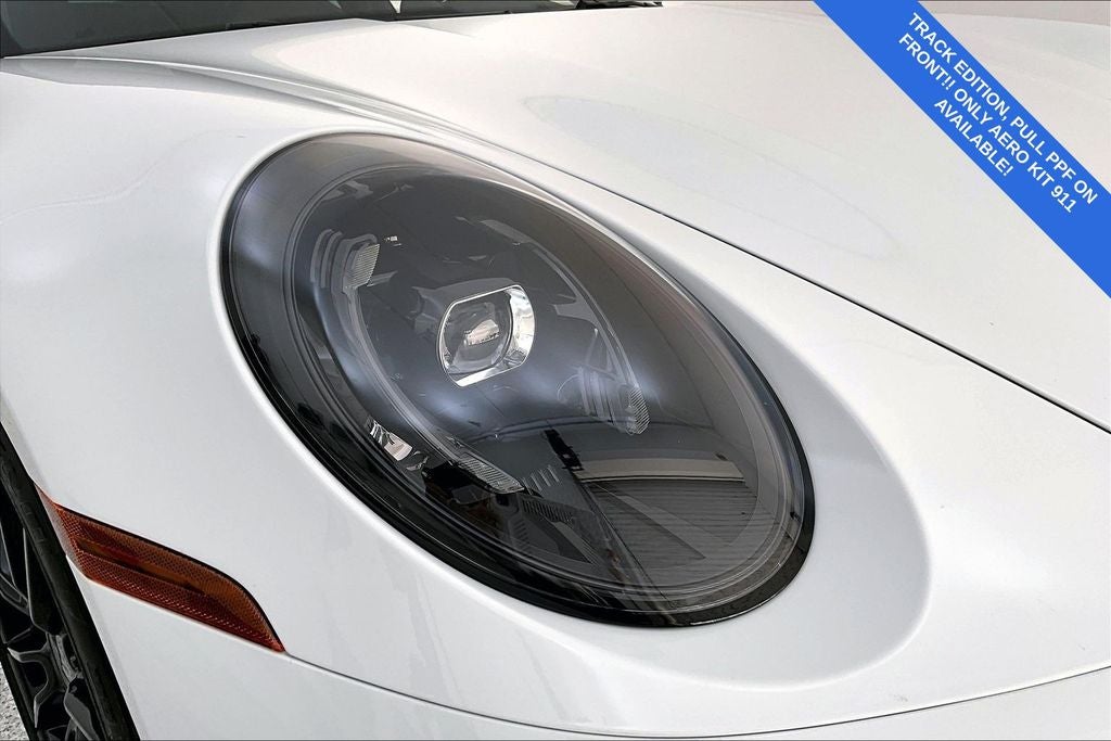 2025 Porsche 911 Carrera