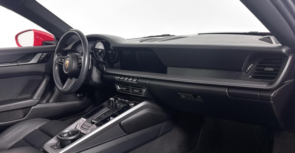 2020 Porsche 911 Carrera