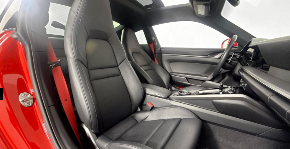 2020 Porsche 911 Carrera