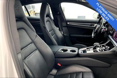 2022 Porsche Panamera 4 Platinum Edition