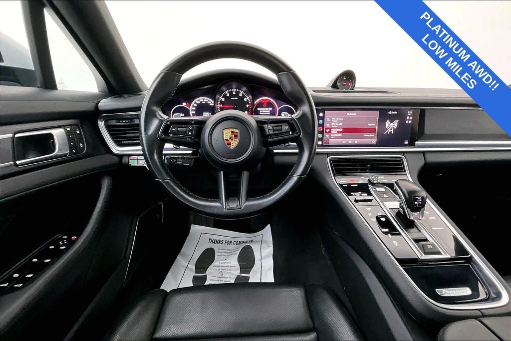 2022 Porsche Panamera 4 Platinum Edition