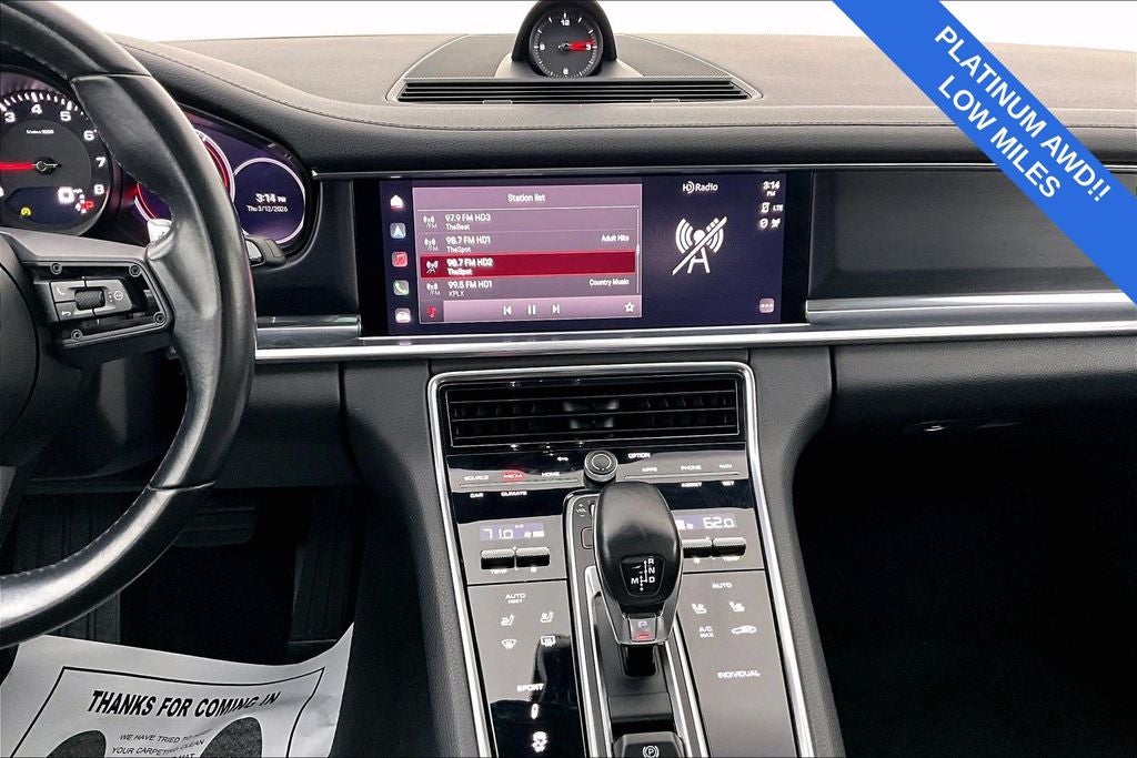 2022 Porsche Panamera 4 Platinum Edition