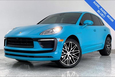 2022 Porsche Macan Base