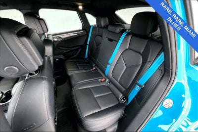 2022 Porsche Macan Base