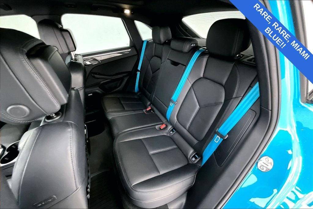 2022 Porsche Macan Base