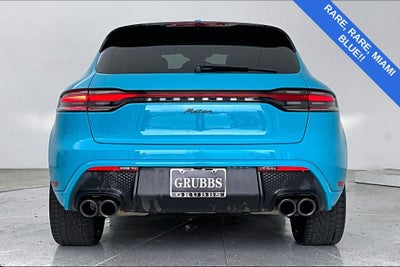 2022 Porsche Macan Base
