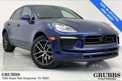 2023 Porsche Macan Base