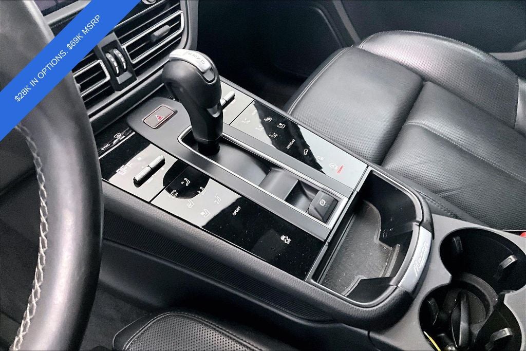 2023 Porsche Macan Base