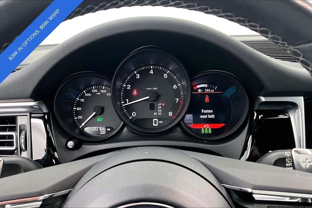 2023 Porsche Macan Base