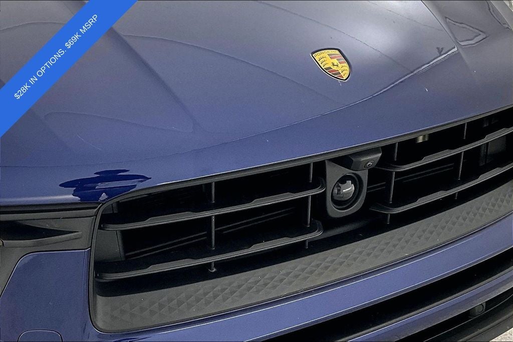 2023 Porsche Macan Base