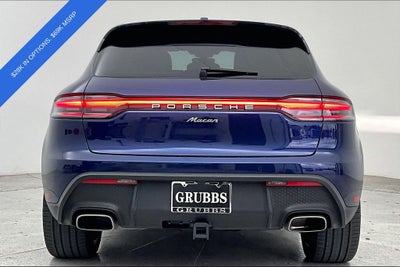2023 Porsche Macan Base