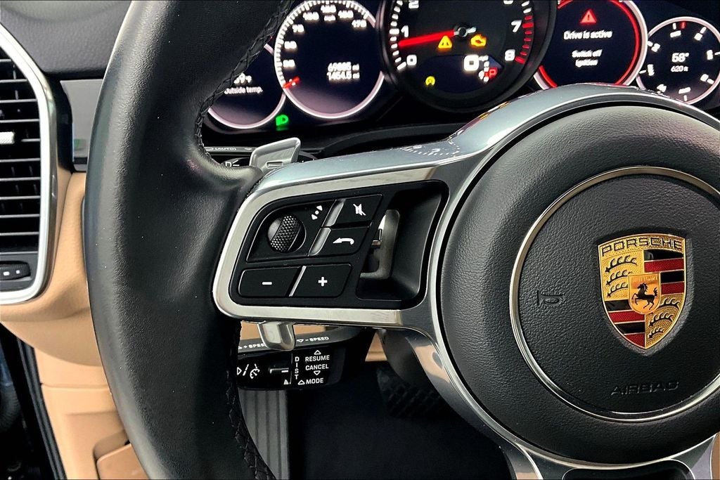 2022 Porsche Cayenne Base