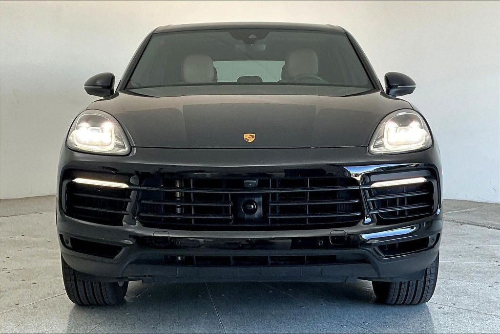 2022 Porsche Cayenne Base