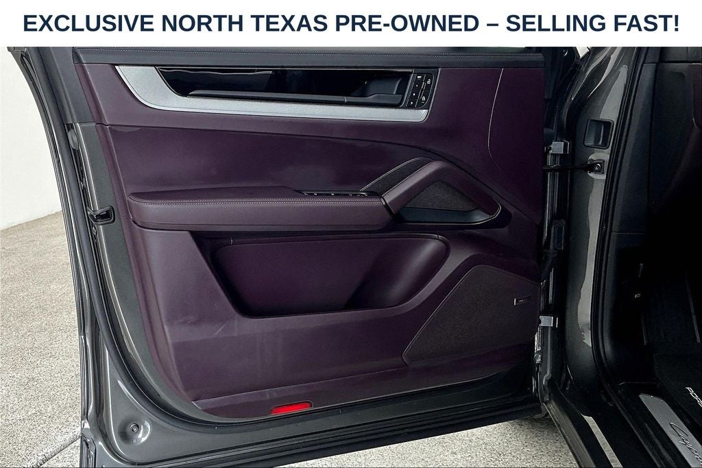 2024 Porsche Cayenne Base