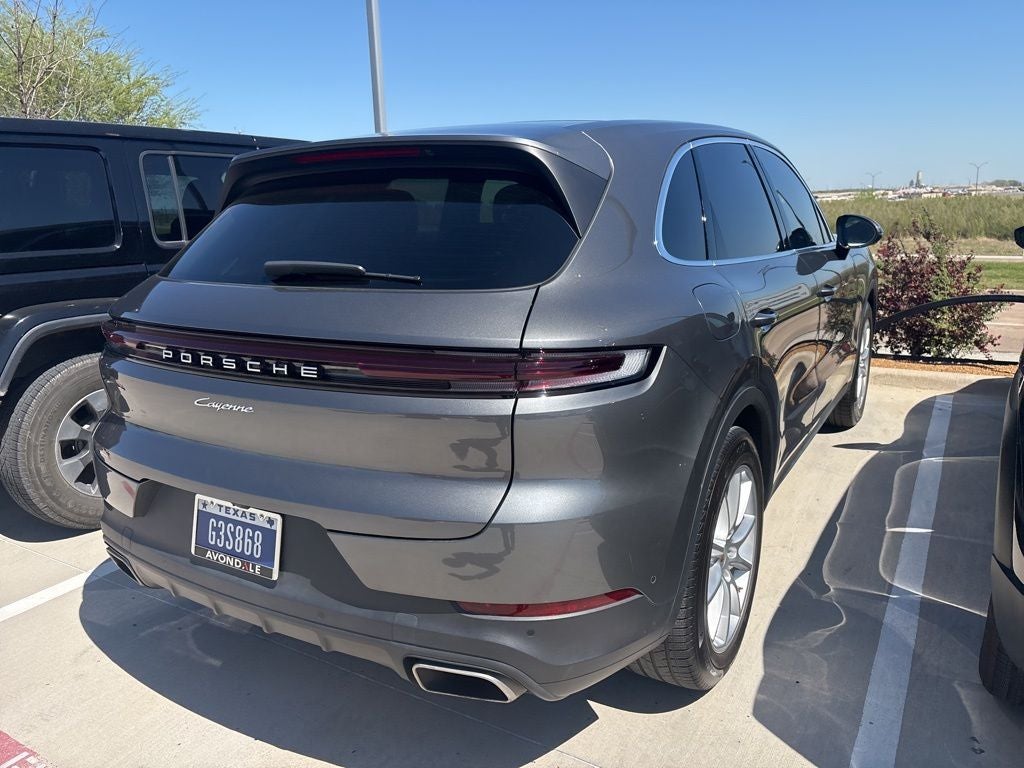 2024 Porsche Cayenne Base