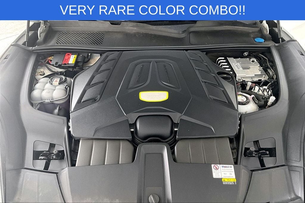 2022 Porsche Cayenne E-Hybrid Turbo S TURBO