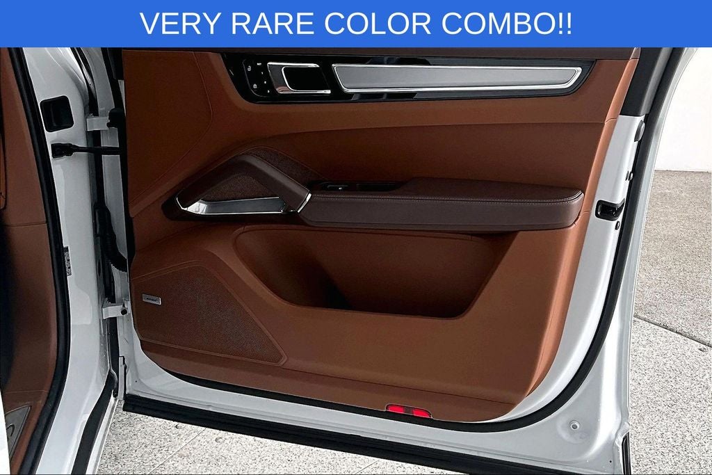 2022 Porsche Cayenne E-Hybrid Turbo S TURBO