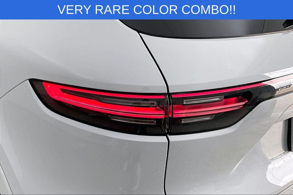 2022 Porsche Cayenne E-Hybrid Turbo S TURBO